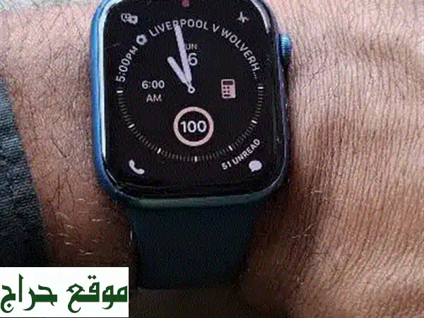 Apple Watch Series 7 (45mm, أزرق) بحالة ممتازة - سعر لا يُفوّت!