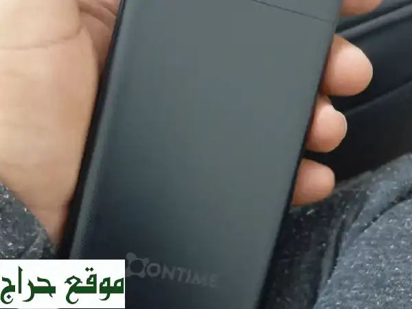 شاحن متنقل 10000mAh - شحن سريع لجوالك! (90 ريال فقط)