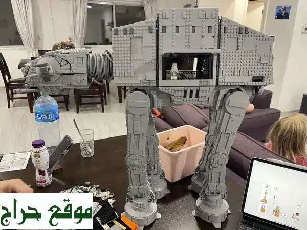 مشروع عملاق ليغو ستار وورز AT-AT ووكر!  (مُركّب مرة...