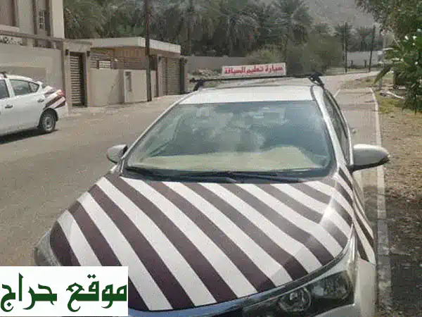 تعلم قيادة السيارة بسهولة مع مدربين محترفين في مسقط! 🚗