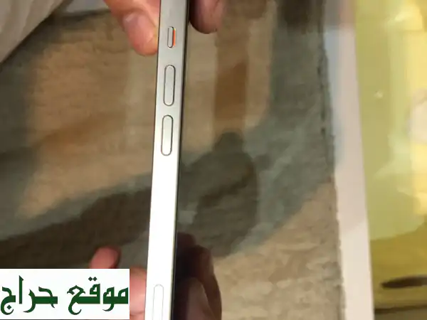 آيفون 13 بحالة ممتازة - ضمان حتى 3/2026!  🎁 هدية مميزة!