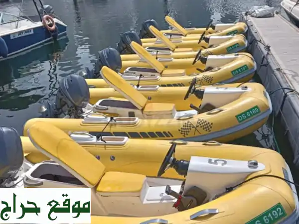 استمتع برحلة بحرية لا تُنسى في دبي! قوارب ذاتية القيادة في ميناء دبي