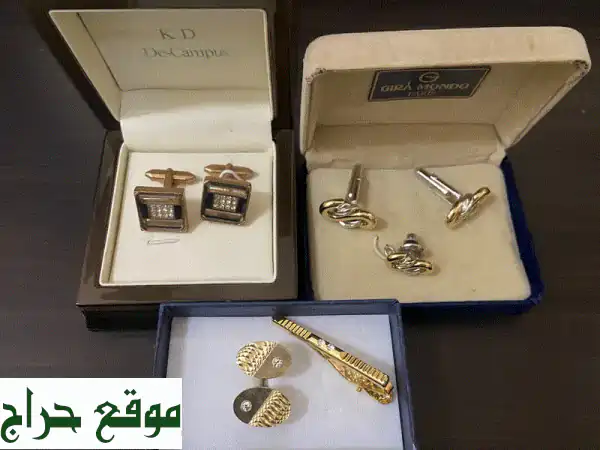 أكسسوارات رجالية أنيقة: أزرار أكمام وعلاقات ربطة...