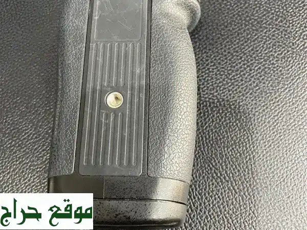  قبضة نيكون الاحترافية: تحكم مثالي لصورك الرائعة! 📸
