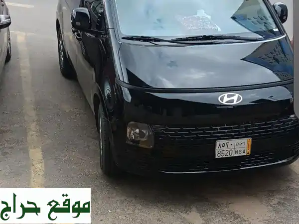 أبو مازن للتوصيل والمشاوير: رحلات يومية ومشاوير خاصة في مكة، جدة، الطائف، والمدينة المنورة