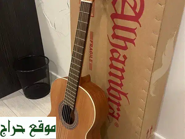 غيتار كلاسيكي Alhambra Znature جديد للبيع - فرصة لا تُفوّت!