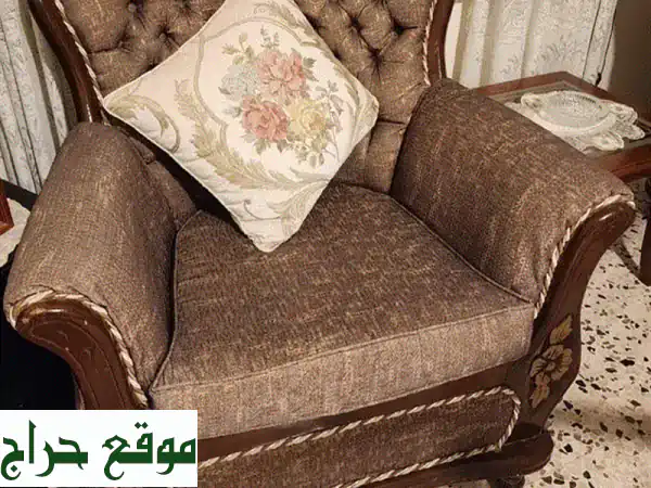 كنب فاخر كالجديد!  (صالون كامل - 5 قطع)