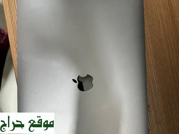 MacBook Pro 2017 (i7, 16GB RAM, 256GB SSD) - سلاسة الأداء بين يديك!
