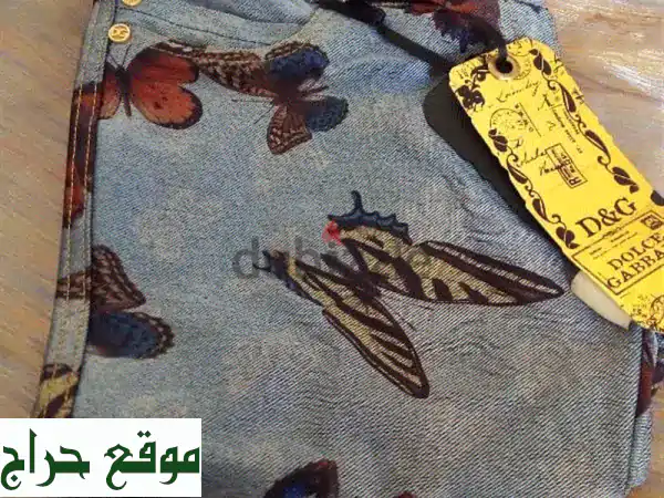 بنطلونات فراشة أنيقة: أضفي لمسة سحرية على إطلالتك!