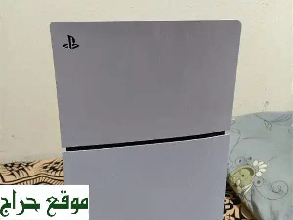 بلايستيشن ٥ سليم (نسخة دولية) - بحالة ممتازة!  سعر...