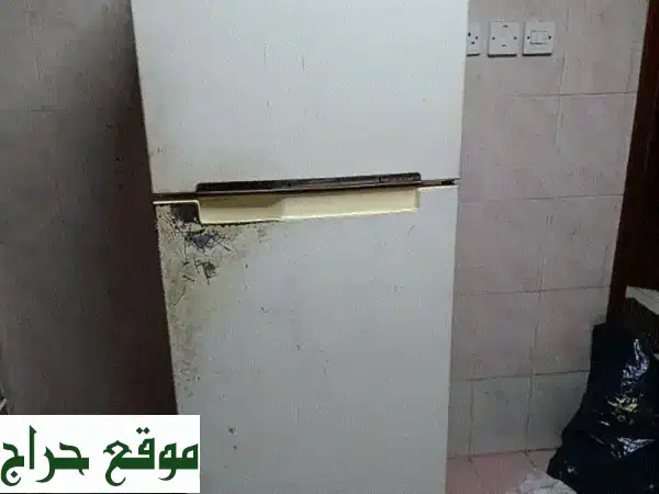 هاتف ذكي بحالة جيدة (يعمل بشكل ممتاز) بسعر مغرٍ! ٥ ريال عماني فقط!