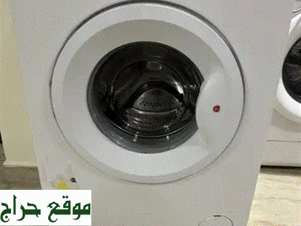 غسالة ملابس بحالة ممتازة! توصيل مجاني!