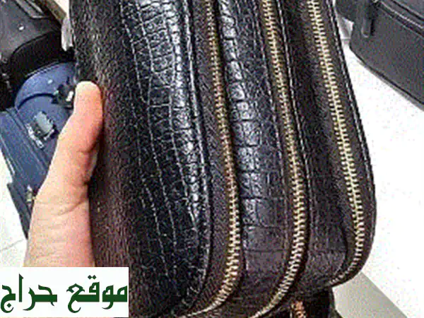 حقيبة يد جلدية سوداء أصلية - خصم هائل! توصيل فوري...
