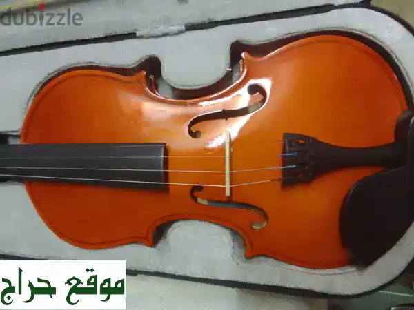 كمانة Violin 4u002 F4 جديدة للبيع - جودة استثنائية بسعر مميز!