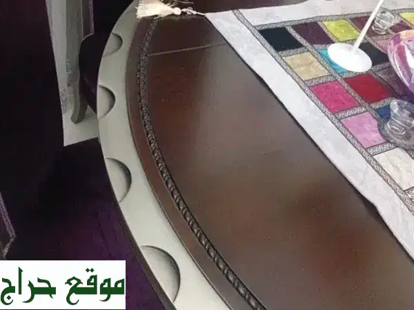 طقم طاولة طعام فاخر 8 كراسي + دولاب - سعر لا يقاوم!