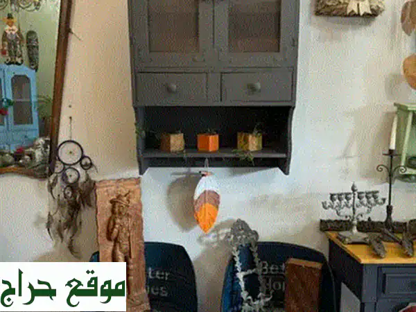 أثاث ريفي فاخر: يدويّ الصنع، جودة لا تُضاهى