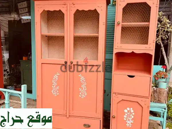 أثاث ريفي فاخر: يدويّ الصنع، جودة لا تُضاهى