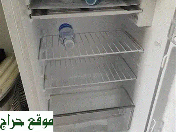 ثلاجة زينيت بحالة ممتازة - فرصة ذهبية! (سعر قابل للتفاوض)