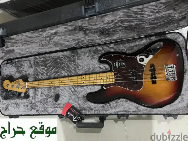 جيتار باس Fender American Professional Jazz Bass أصلي - حالة ممتازة!