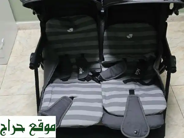 عرباية أطفال توأم + كرسيا سيارة + آلة صنع حليب:...