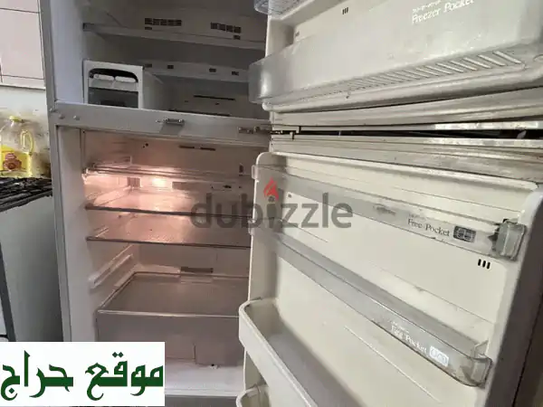 ثلاجة شارب بحالة ممتازة - فرصة لا تُفوّت!