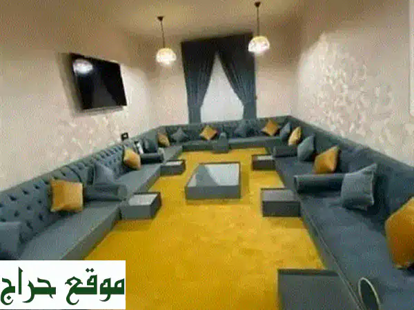 دوانيات وجلسات عربية فخمة: تصاميم مخصصة وبأسعار لا تُقاوم!