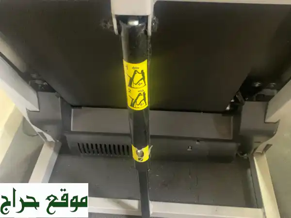 جهاز مشي تريد ميل 105 CST أمريكي الصنع - بحالة ممتازة! (500 درهم فقط)