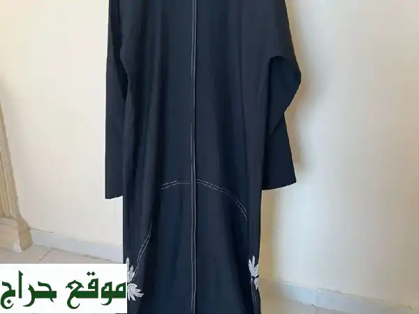 72 عباية خليجية جديدة للبيع بسعر جملة مغرٍ! (مقاسات ٥٥-٦٠)