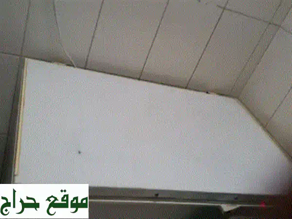 ثلاجة للبيع - بحالة ممتازة - 40 دينار بحريني فقط!