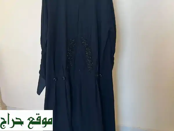 72 عباية خليجية جديدة للبيع بسعر جملة مغرٍ!...
