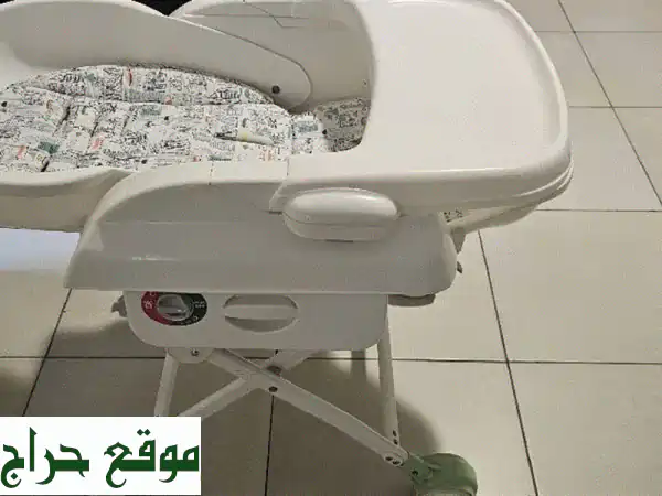 فرصة ذهبية! سرير هزاز، كرسي طعام، وفرشة بمبلغ 150...