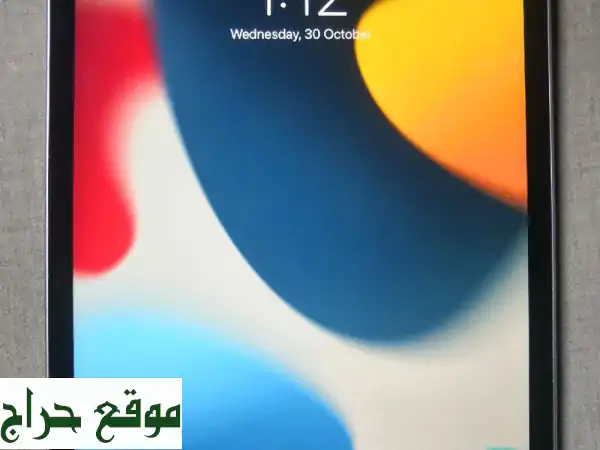 iPad Mini 4 (Wi-Fi, 128GB) فضي - بحالة ممتازة! سعر مغرٍ 399 ريال فقط!