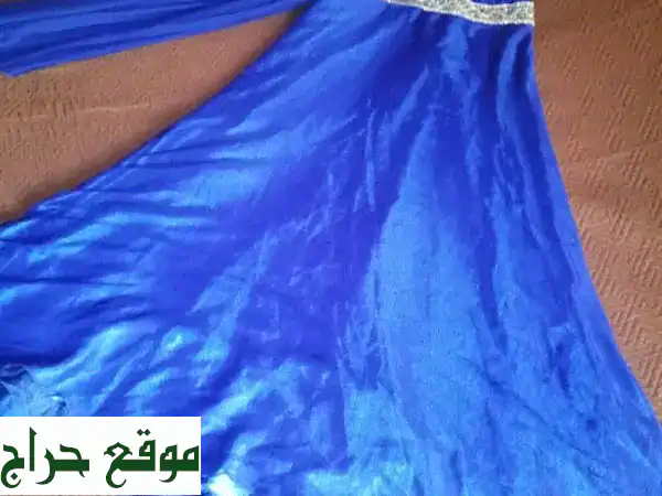 فستان نيلي فاخر - مناسب لجميع المناسبات! (مقاس M/L)