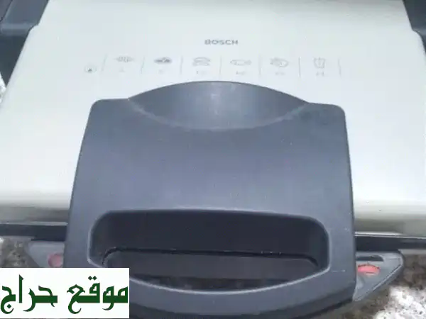 شواية كهربائية بانيني بوش (مستعملة بحالة ممتازة)...