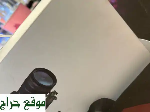 حامل كاميرا ثلاثي احترافي -  كاد يكون جديدًا! (900 درهم فقط!)