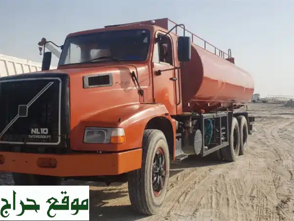 تنكر مياه فولفو بوز (5000 جالون) - حالة ممتازة - أبوظبي