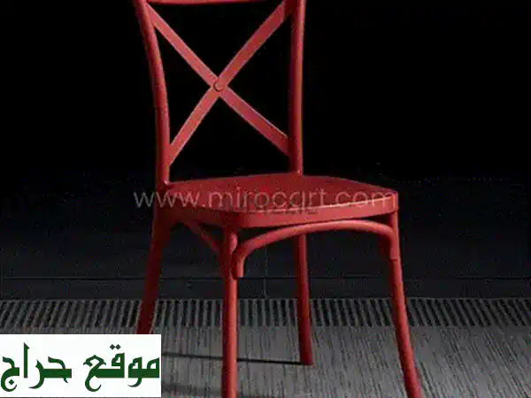 كرسي أبيض أنيق من الخشب: راحة فاخرة بسعر لا يُقاوم (40$) فقط!