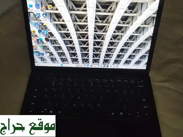 لاب توب مايكروسوفت سيرفيس ٣ (١٣.٥ بوصة) -  سرعة وقوة في تصميم أنيق!