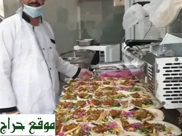 معلم مقبلات وفطورات مصري خبرة 8 سنوات فيما يخص عمل الفلافل مقلقل لحم مقلقل دجاج كبدة شكشوكة حمص ...