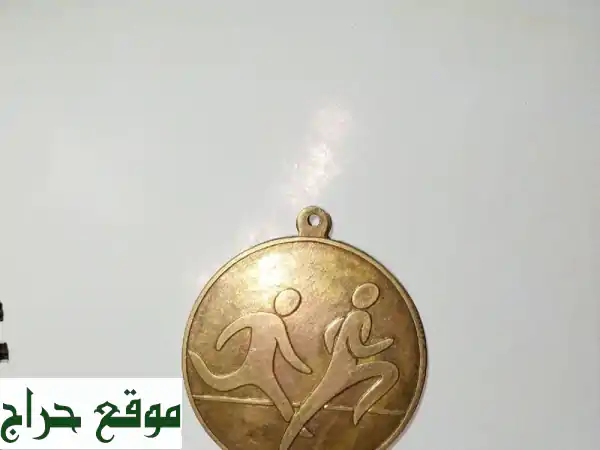 اكتشف كنوز التاريخ: عملات عربية وأجنبية نادرة!
