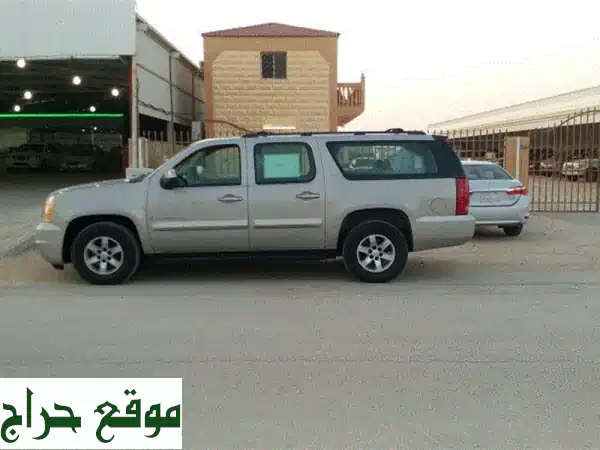 متواجد سعودي في صلالة طول الموسم اللي يبغا تنقل...