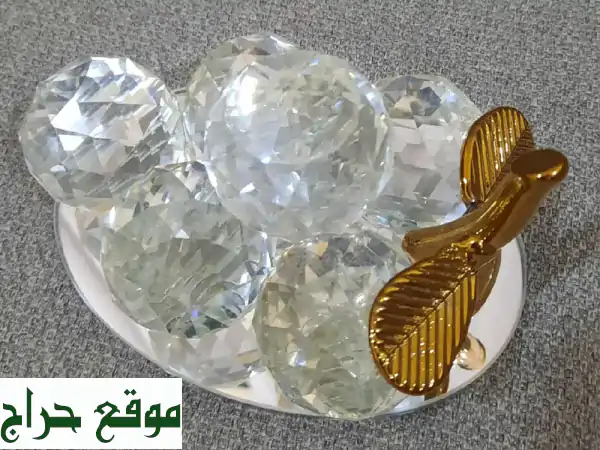 ثورة في ديكورك! مجموعة تحف كريستال + ثرية أنيقة للبيع