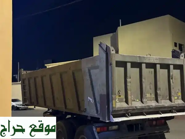 صندوق تريلة نظيف جداً بحجم 24 قدم - جاهز للاستخدام!