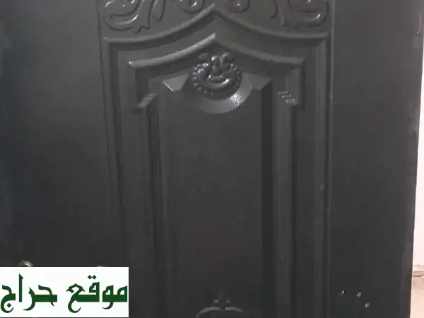 باب حديد فاخر بالحلق - جاهز للتركيب! 💪  أضف أماناً وأناقة لمنزلك
