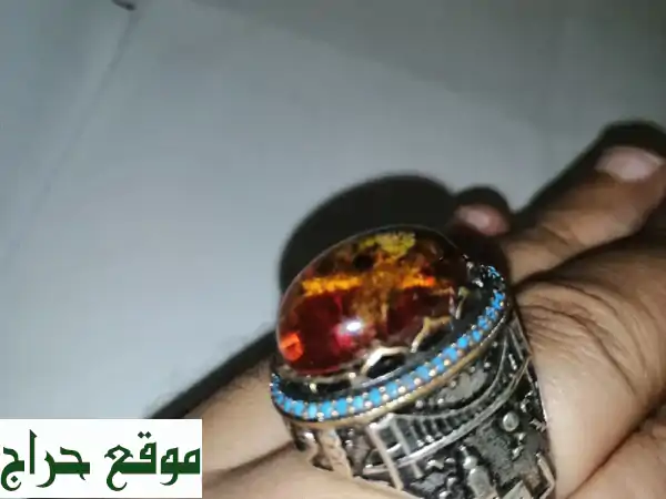 خاتم فضة 925 عتيق بفص كهرمان حشري نادر - قطعة فريدة...