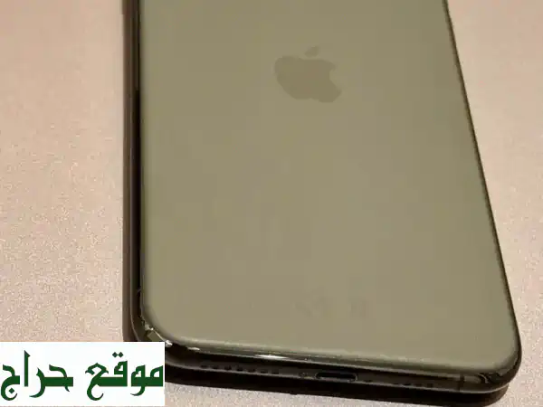 آيفون 11 برو ماكس (256GB) بحالة ممتازة - للبيع لظروف طارئة