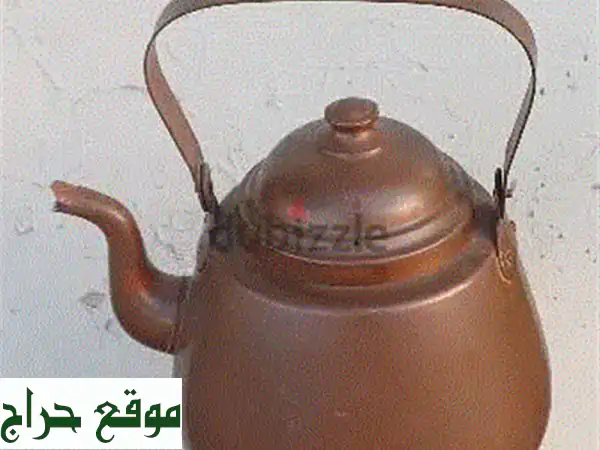 إبريق نحاس أحمر فاخر - قطعة انتيك أصلية من فنلندا (3 لتر)