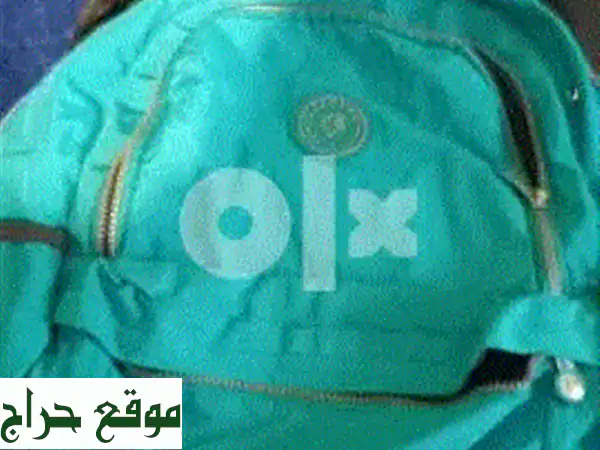 شنط مدرسية + كمبيوتر محمول! 5 شنط شبه جديدة فقط بـ ٥$...