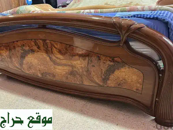 غرفة نوم رئيسية إيطالية الصنع - فرصة لا تُفوّت!