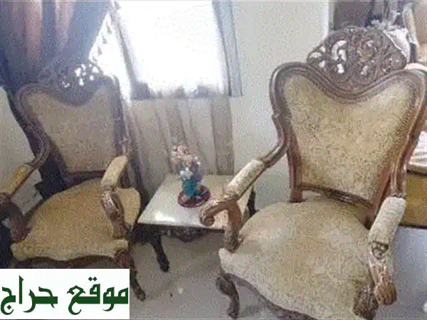 صالة أنيقة بلمسة عصرية: صوفا بيساري 2 مقعد...